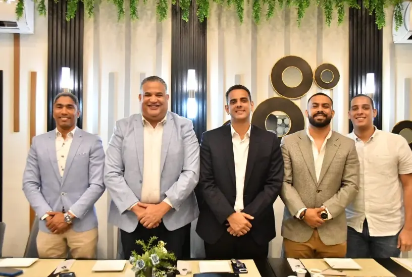 Jefree Espinal y Salvador Sadhala